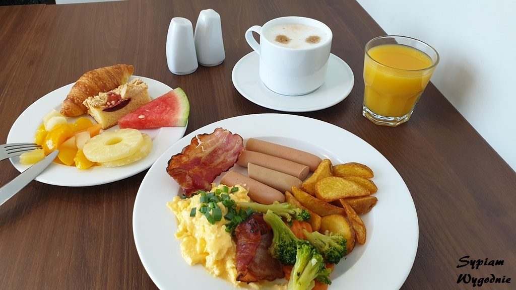 Śniadanie w Hampton by Hilton Gdańsk Oliwa